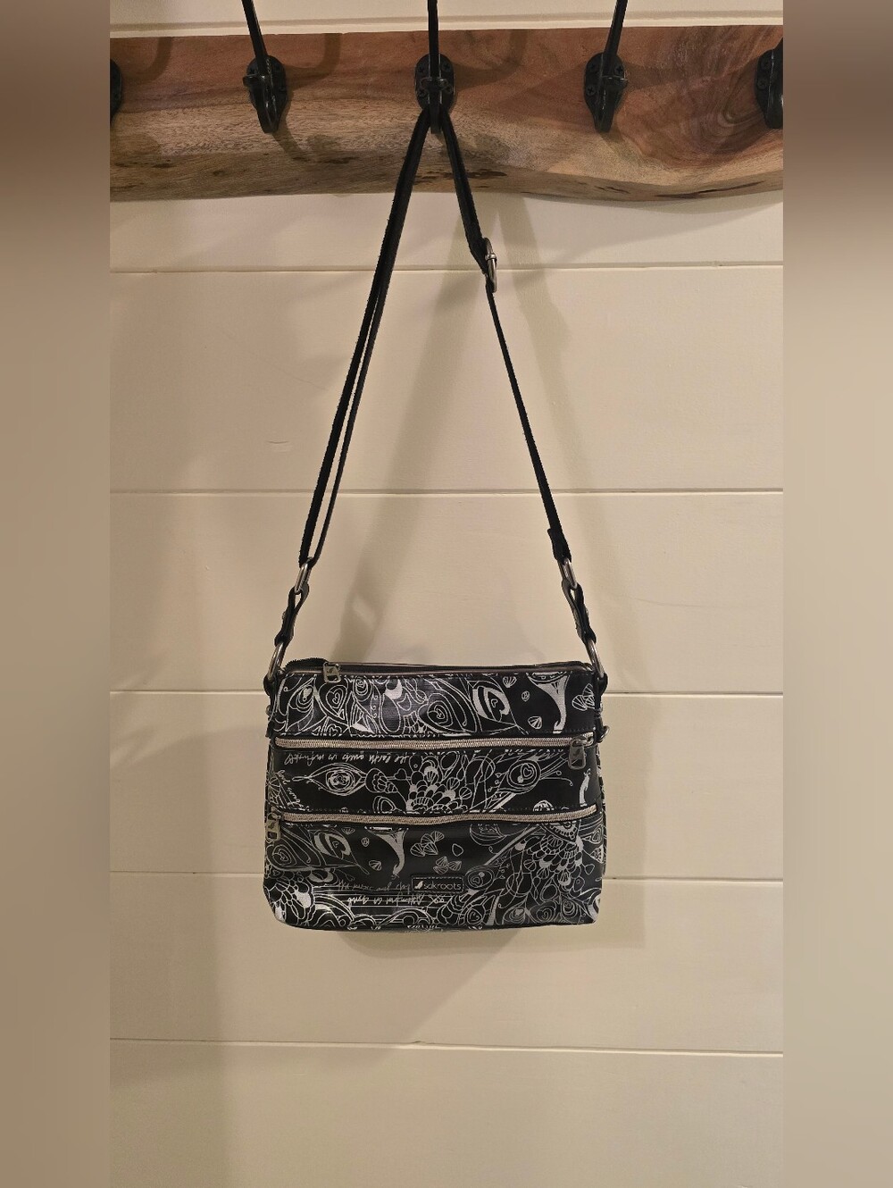 SAKROOTS - Artists Circle - Crossbody